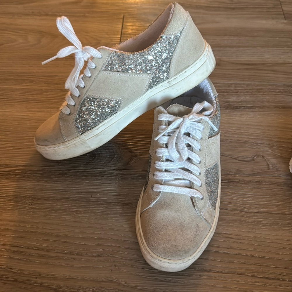 Steve Madden Sneakers